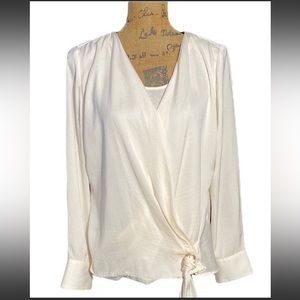 Chicos Size 2 Top NWT Cream Modern Ecru Long Sl Side Tie Wrap Front Cute.